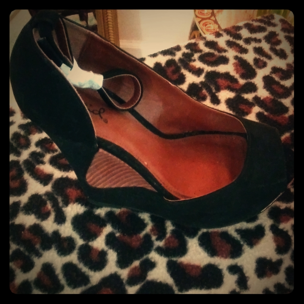 Platform heels